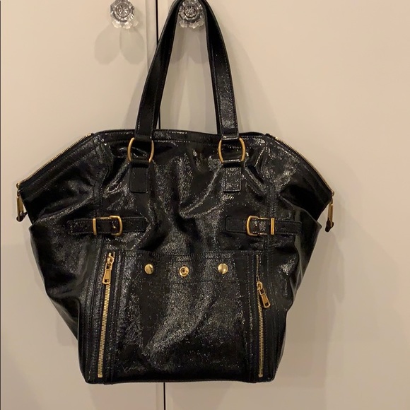 Yves Saint Laurent Handbags - YVesSaintLaurent ysl downtown tote navy bag Auth